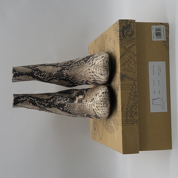2158- Free People Cecile Ankle Boots – Size 5 – NWT – Store Display - Picture 8 of 13